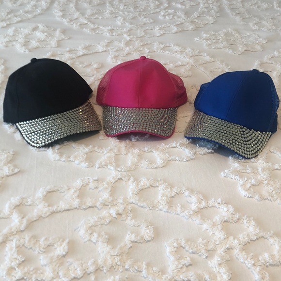 Other - Women’s Fashion Caps/Hats